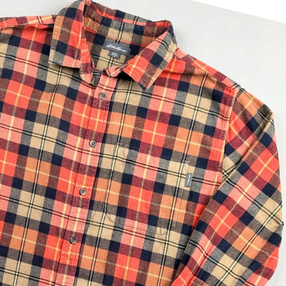 Eddie‎ Bauer Plaid Flannel Button Down Shirt Red Orange Mens Size L